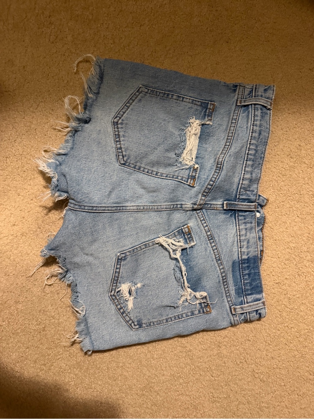 Abercrombie & Fitch High Rise Mom short
